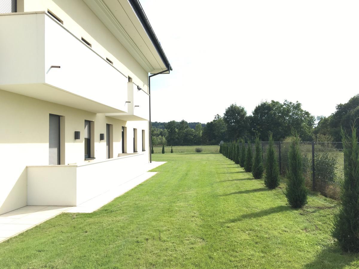 Mattone Aparthotel Lanzenkirchen Extérieur photo